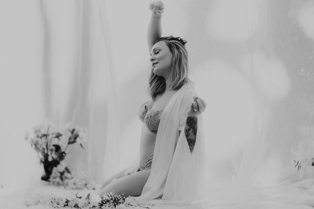 Learn how to awaken your sexual energy as a woman through Daoist practices and rituals