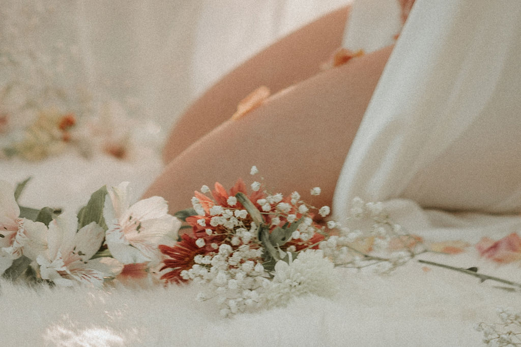 Learn how to awaken your sexual energy as a woman through Daoist practices and rituals